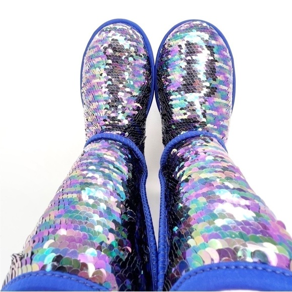 Ugg Classic Short Boots Sequin Womens Size 6 Blue Silver Mermaid Sparkle New NWT - Picture 7 of 15
